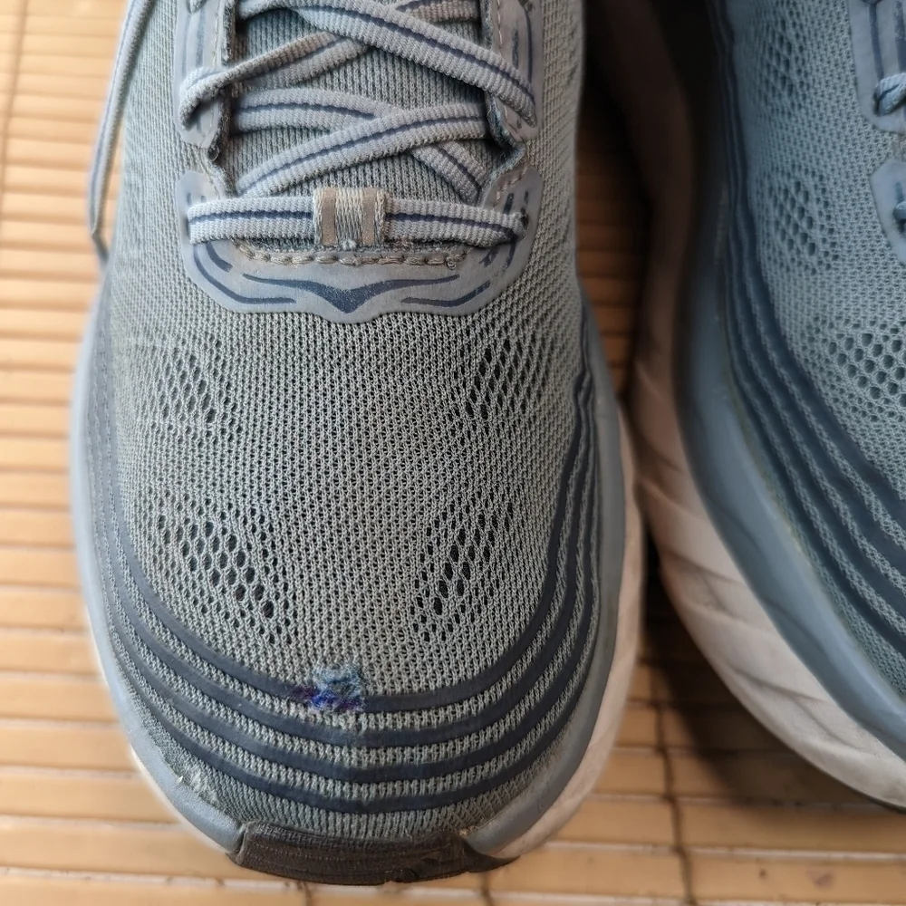Hoka One One Bondi 6 men's sz 11 blue running shoes